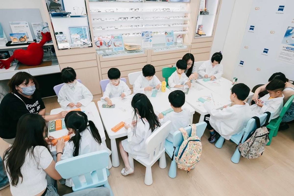 探索視界 | 小小驗光師體驗營大成功 